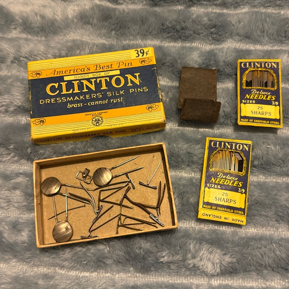 Vintage Clinton Silk Pins Box